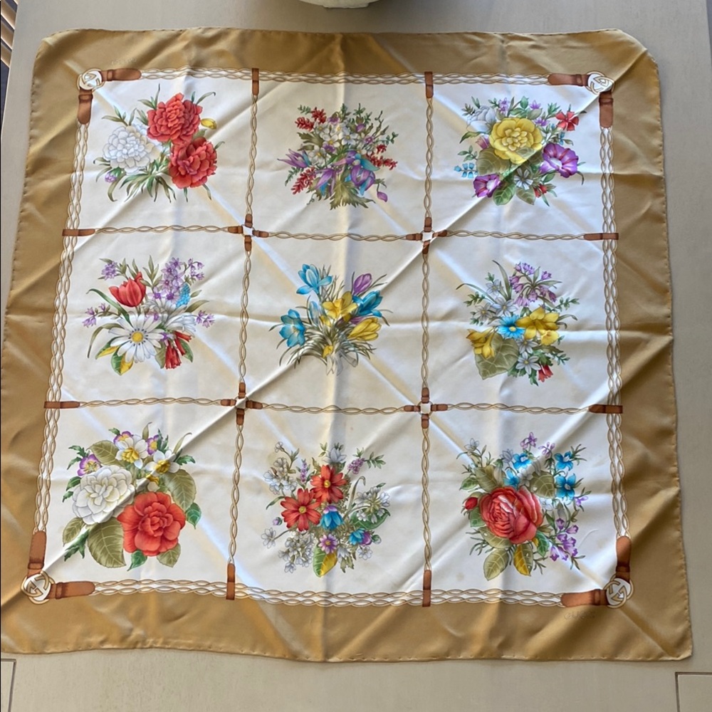 Gucci silk scarf